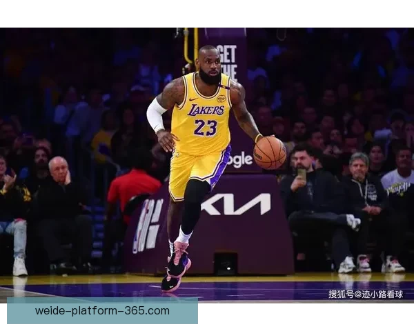 詹姆斯创造历史新纪录 湖人组合合力缔造57年未见壮举